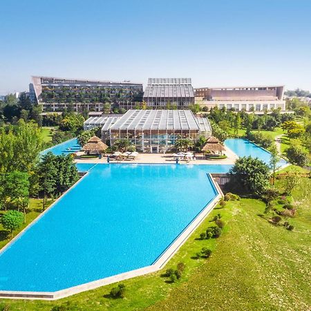 InterContinental Heilong Lake, an IHG Hotel Meishan  Buitenkant foto