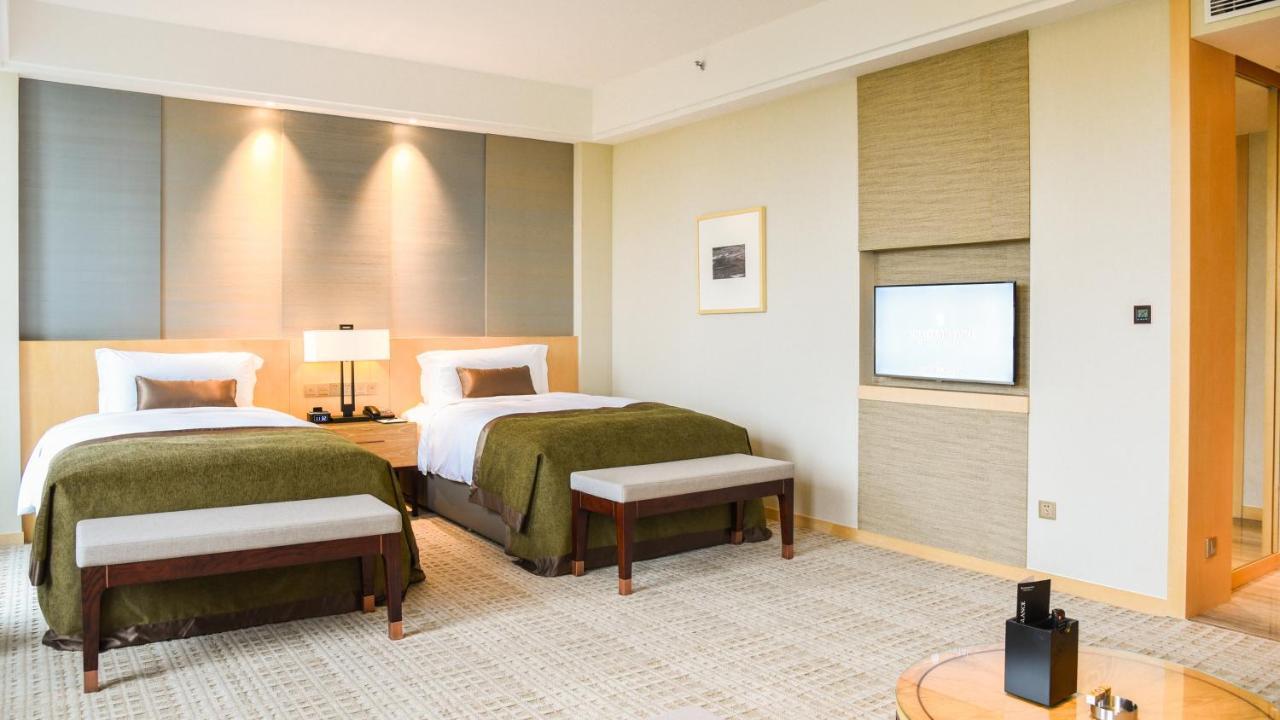 InterContinental Heilong Lake, an IHG Hotel Meishan  Buitenkant foto