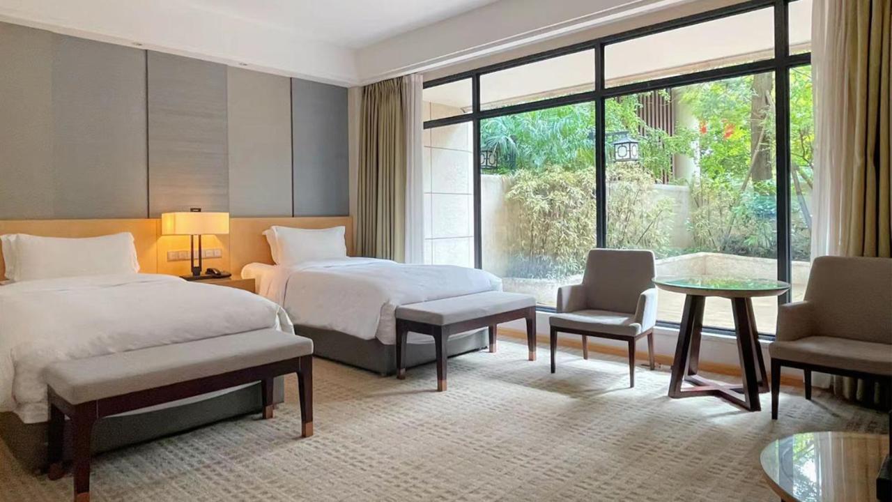 InterContinental Heilong Lake, an IHG Hotel Meishan  Buitenkant foto