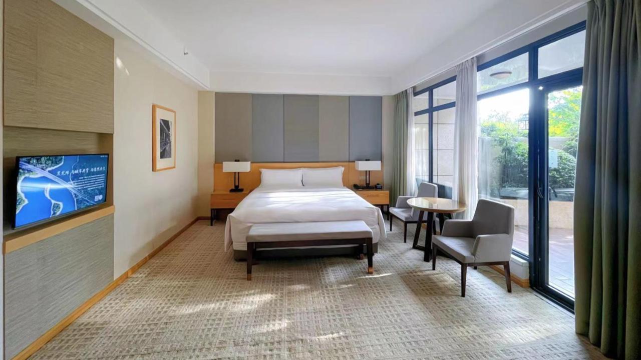 InterContinental Heilong Lake, an IHG Hotel Meishan  Buitenkant foto