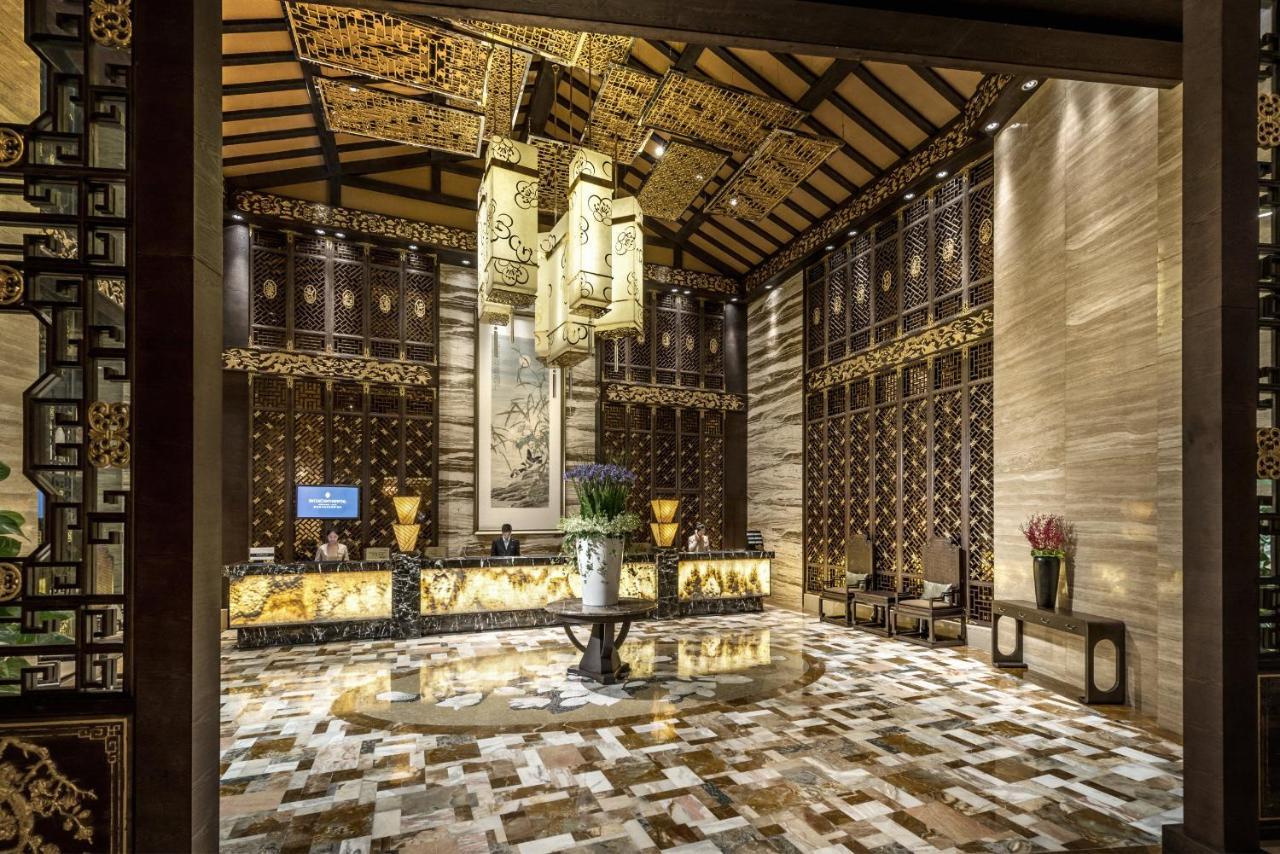 InterContinental Heilong Lake, an IHG Hotel Meishan  Buitenkant foto